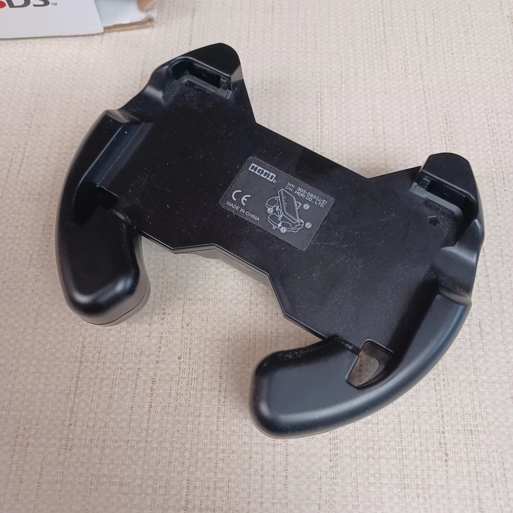 Nintendo 3Ds MarioKart7 Wheel Video Game Handheled Accessory